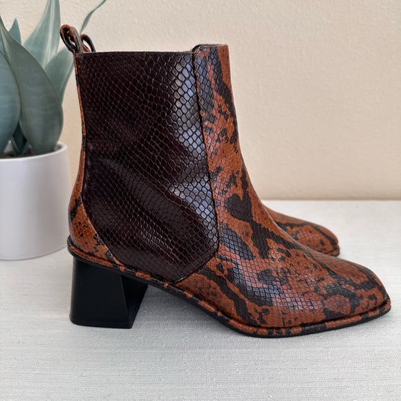 Violeta Brown/Tan Snake Skin Leather Heeled Zip Ankle Boots Women’s EU38 US7 - Picture 5 of 14